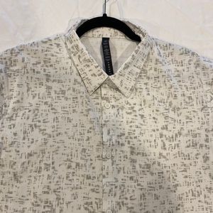 Lululemon Mens Airing Easy Sleeve Shirt